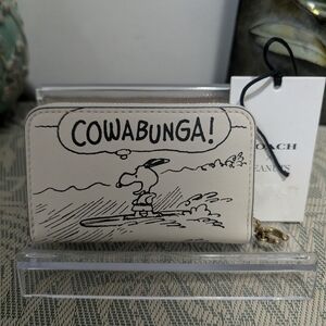 Sold Out Peanuts Small Zip Around Card Case With Newspaper Print Limited Edition